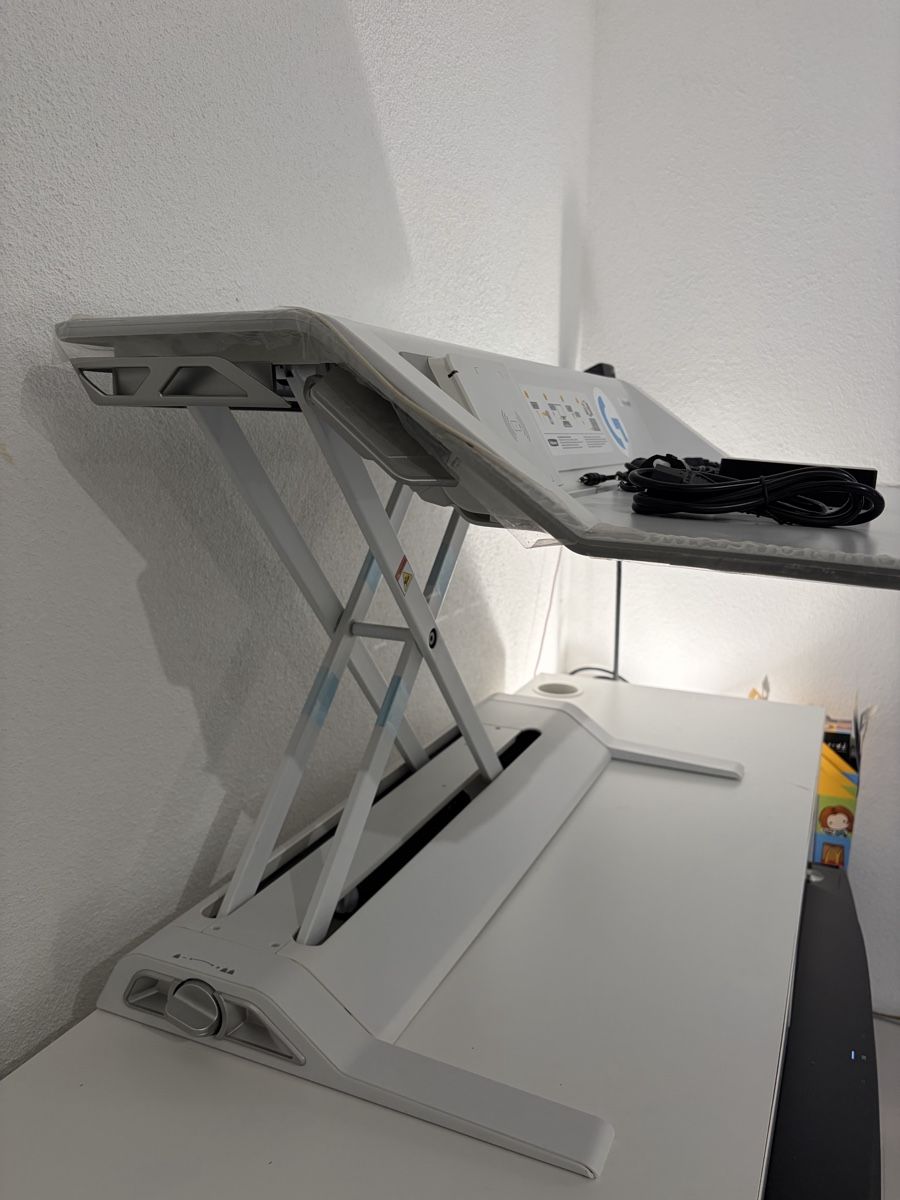 Fellowes Scrivanie: Fellowes Lotus DX – Nuovo (secondo la descrizione) da Gümmenen venduto da MyIDevice 6