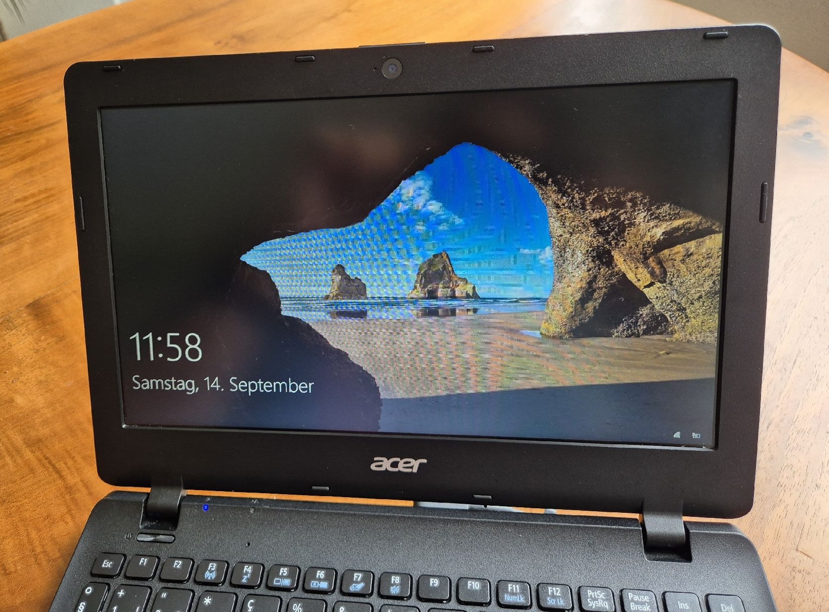 Acer Notebooks: Acer Aspire ES1-131 Notebook, Windows 10 – Gebraucht aus Cham von  3
