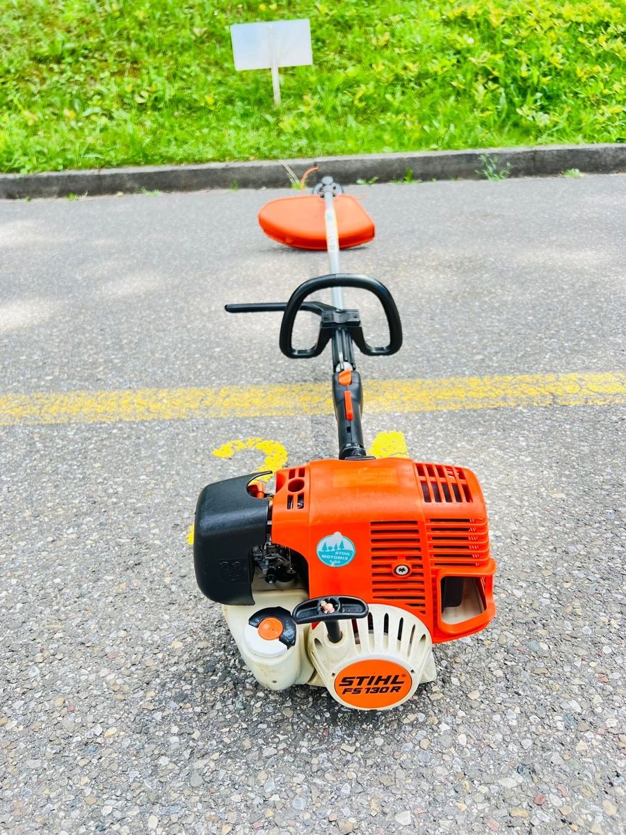 Stihl Tutti gli attrezzi: Rasentrimmer Stihl FS 130 R – Usato da Urdorf venduto da mas_5wfz 2