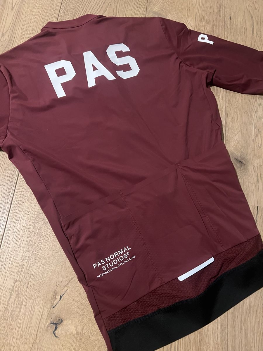 Pas Normal Studios Maillots de corps & Pantalons: Pas Normal Studios Radtrikot Replika – Neuf (Voir description) à Ipsach par GDH1 5