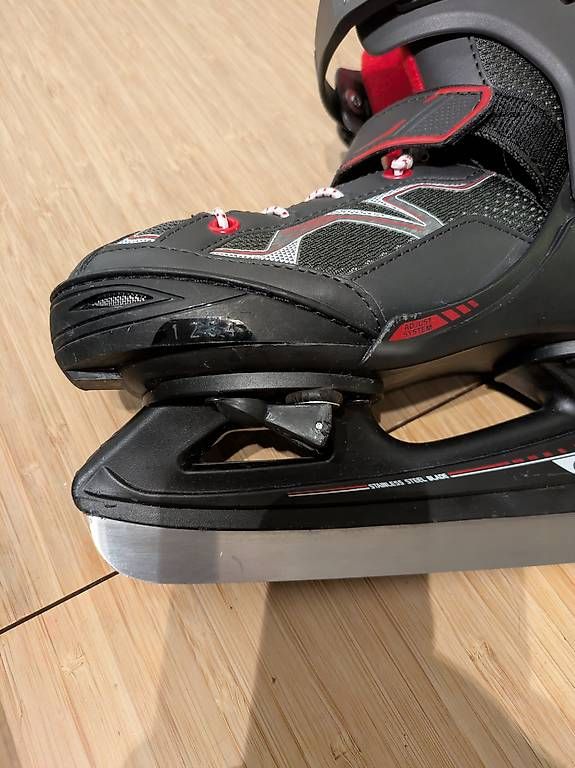 Pattini da ghiaccio: Kinder Schlittschuhe – Usato da Zollikofen venduto da Serious 3