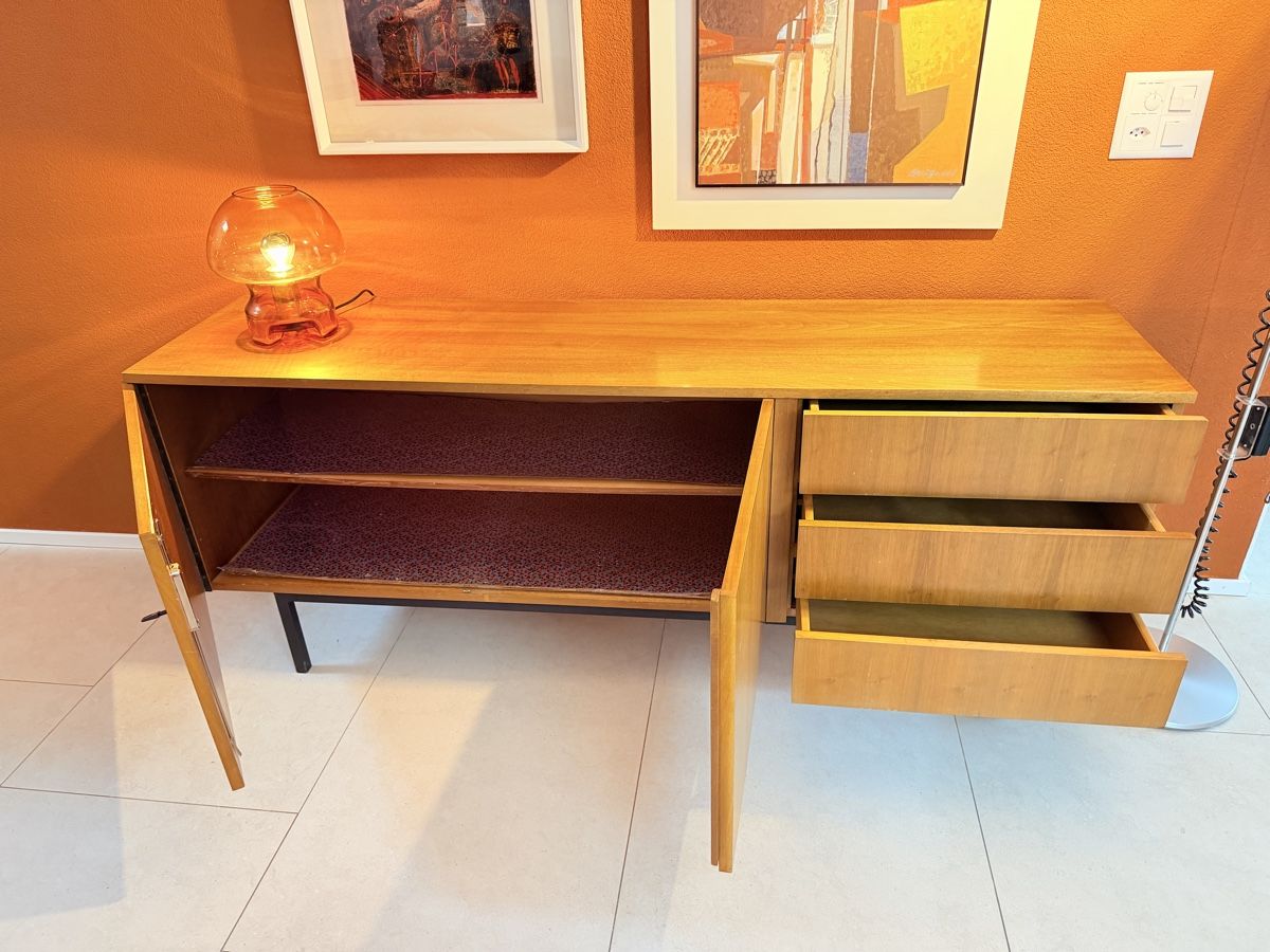 Cassettiere: Vintage Sideboard 60er 70 er Jahre – Usato da Grenchen venduto da Nur_2540 4