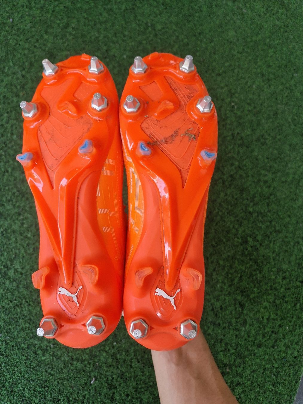 Puma Herrenschuhe: Puma Ultra SG Stollen Gr 42.5 – Neu (gemäss Beschreibung) aus Emmenbrücke von TopGato 1