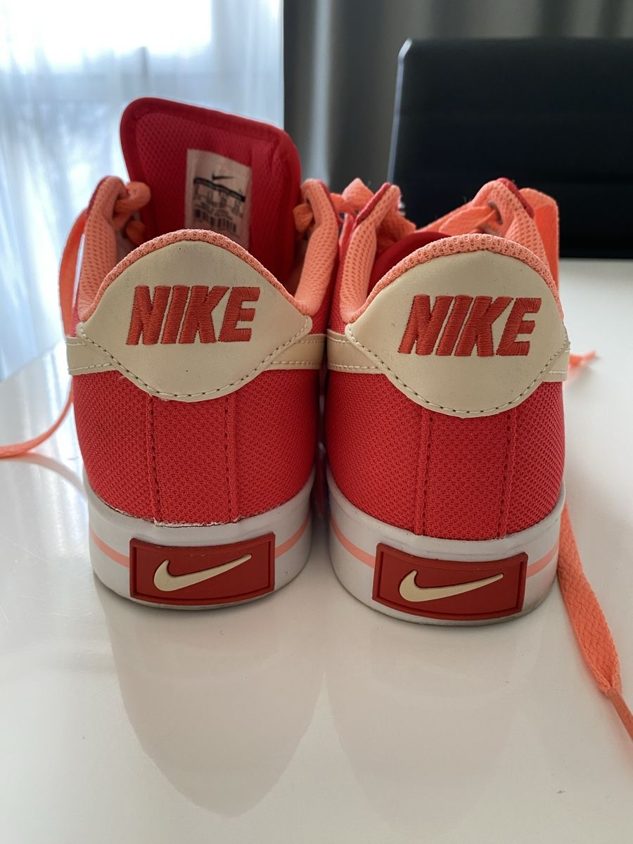 Nike Scarpe da donna: Nike Schuhe, Gr. 39, Top Zustand – Usato da Sargans venduto da sel85 2
