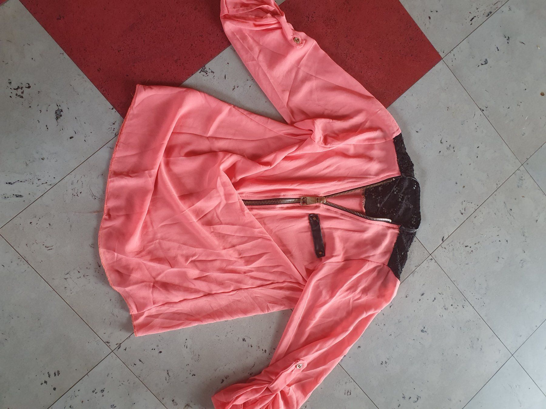 Camicette: Bluse – Usato da Moosseedorf venduto da Sonnenschein..