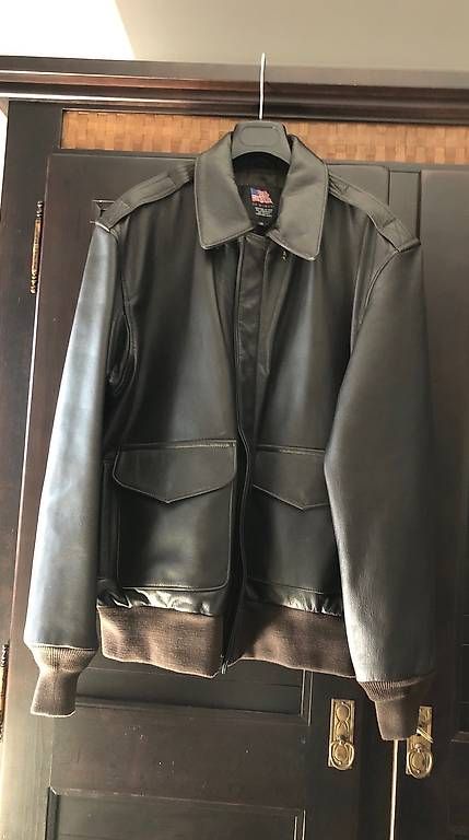 Giacche: Veste en cuirs  – Usato da Eclépens venduto da Chris_1751 4