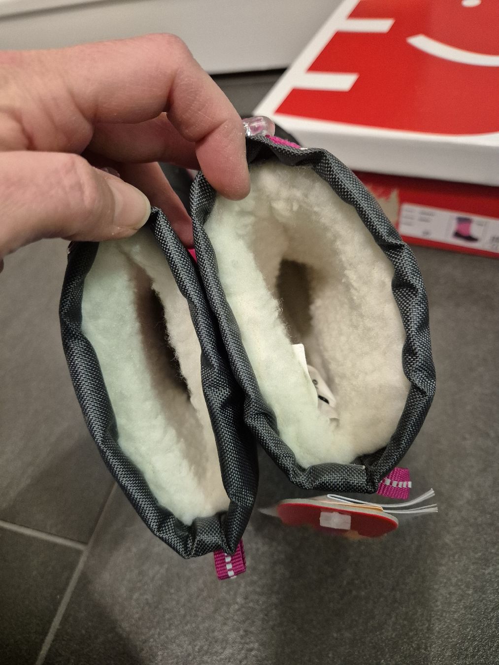 Scarpe per ragazze: Stiefel warm gr  27 neu – Nuovo e nell'imballaggio originale da Weesen venduto da flying_kiwi 3