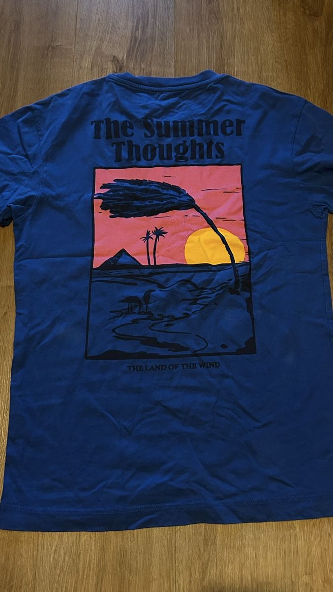 Pull&Bear T-Shirts: T-shirt bleu  – Gebraucht aus Yverdon-les-Bains von Little_M0nster 2