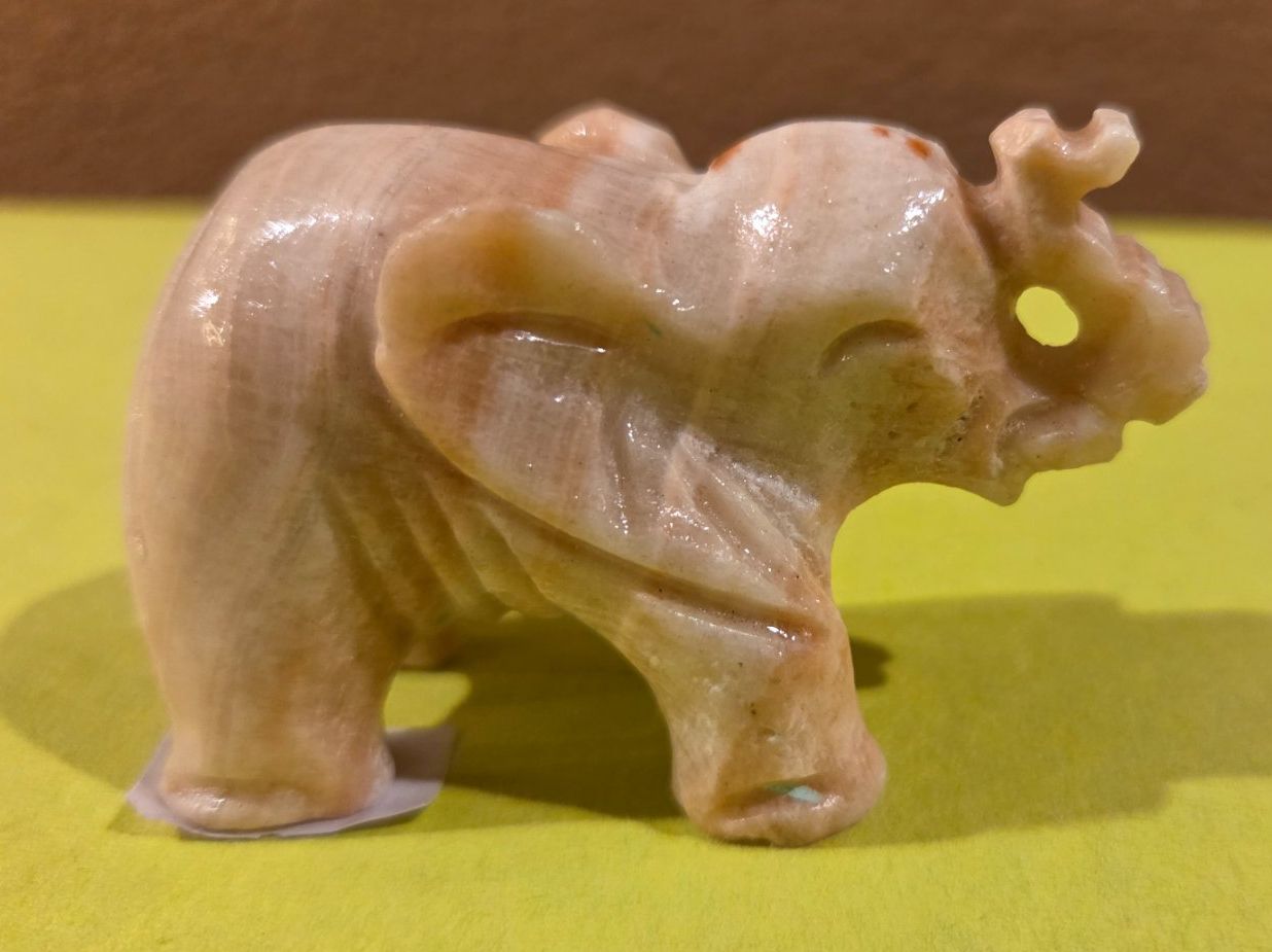 Sculptures & Statues: Elefant aus Marmor 5cm – Neuf (Voir description) à Roggliswil par Mabelco