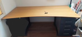 bürotisch marke Elan 2m x1m mit 1 Korpus