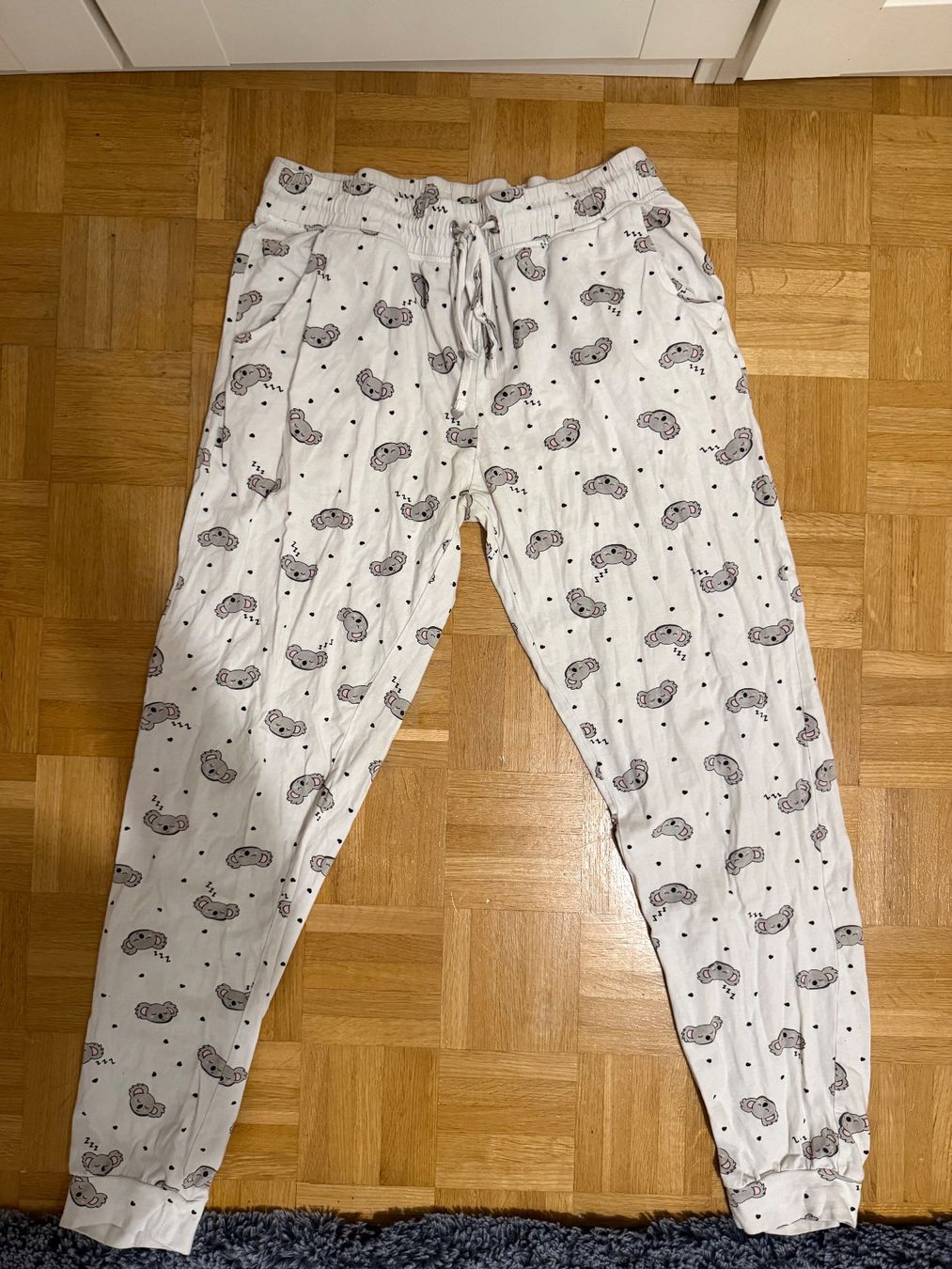Negligees & Pyjamas: Pyjama-hosen Set – Gebraucht aus Dübendorf von sof_y5dt 2