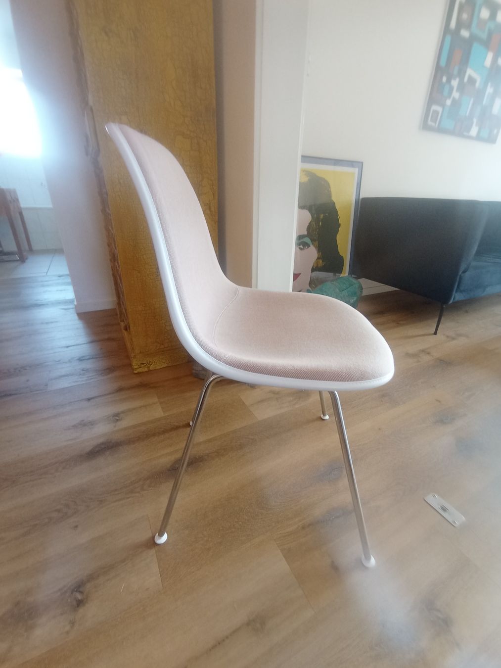 Vitra Stühle: Eames Plastik Chair – Neu (gemäss Beschreibung) aus Affoltern am Albis von sprax 2