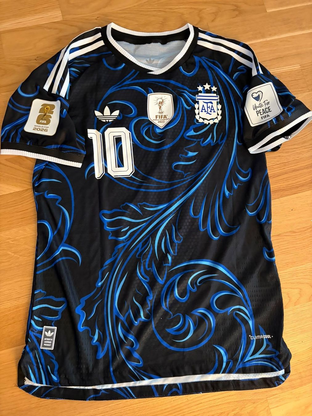 Leibchen & Hosen: Fussballtrikot Argentinien  messi – Neu (gemäss Beschreibung) aus Zumikon von raphaels199