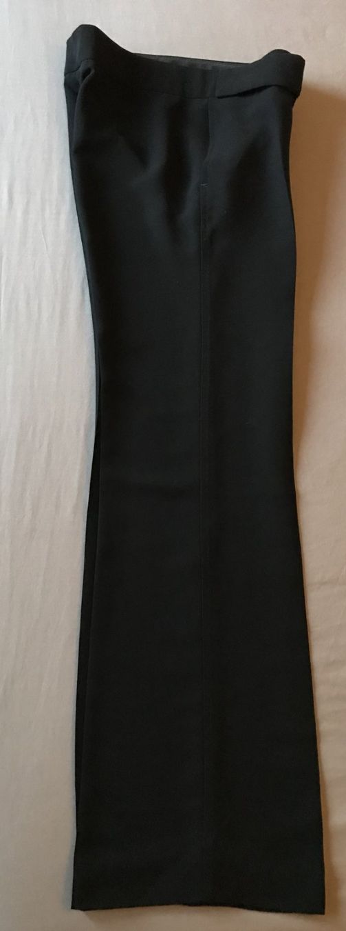Zara Pantaloni: Zara black formal trousers 34 – Usato da Embrach venduto da lau_2gtp