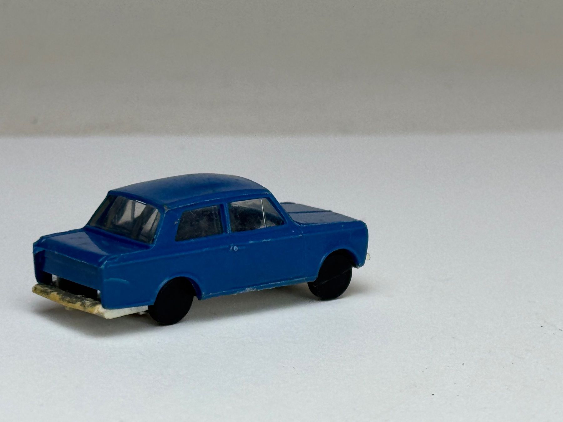 Ford Modellini d'auto: GB3- Minix PKW blau Ford? – Usato da Elm venduto da Wikmtz 1
