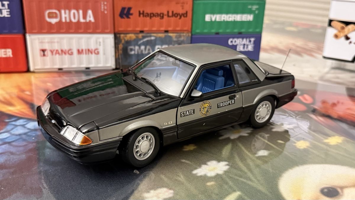 GMP Modellini d'auto: Modellauto 1993 Ford Mustang 5.0 SSP State Trooper – Usato da Basel venduto da Zomeg 7
