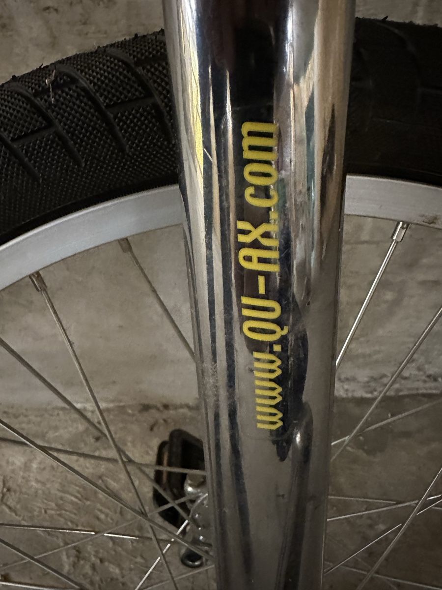 Qu-Ax Biciclette: Einrad Qu-Ax Einrad 20 Zoll silber – Usato da Zürich venduto da DawaChi 4
