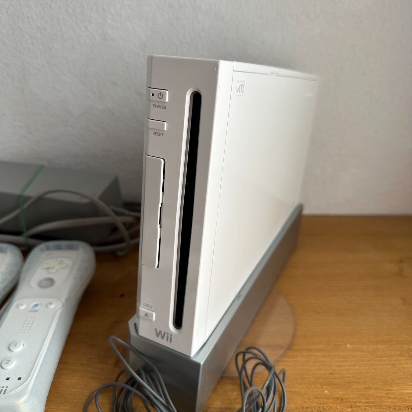 Nintendo Console: Nintendo Wii Konsole mit Zubehör – Usato da Luzern venduto da fairflip 2