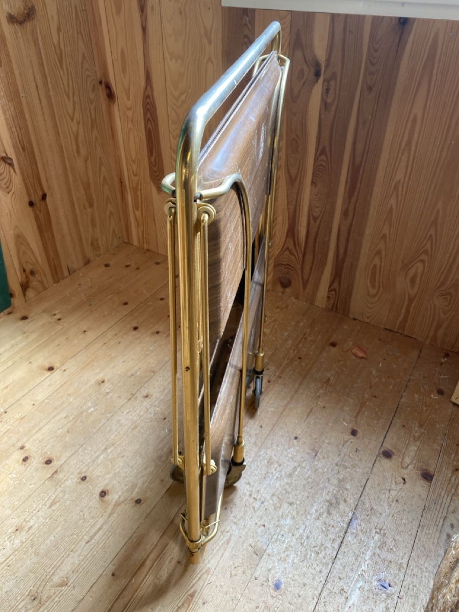 Carrelli di servizio: Vintage Servierwagen klappbar Messing Retro – Usato da Buchs SG venduto da rosadoro1973 3