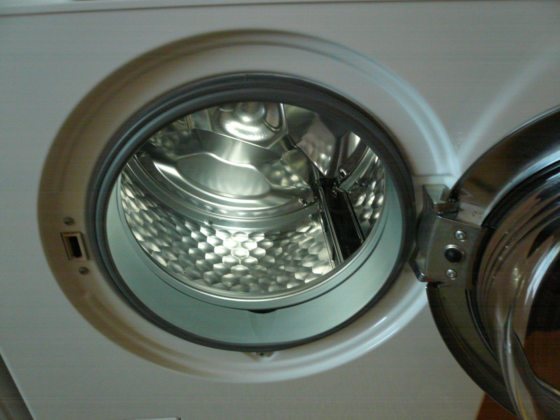Miele Lavatrici: Miele Waschautomat Softtronic W39-33 CH – Usato da Brunnadern venduto da vapiano 3