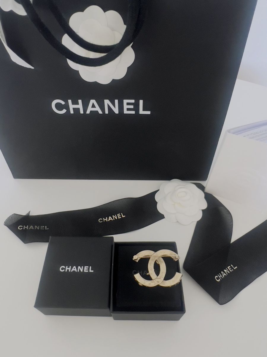 Chanel Spille & Fermagli: Chanel Brosche Original – Nuovo (secondo la descrizione) da Zürich venduto da VicParis5 3