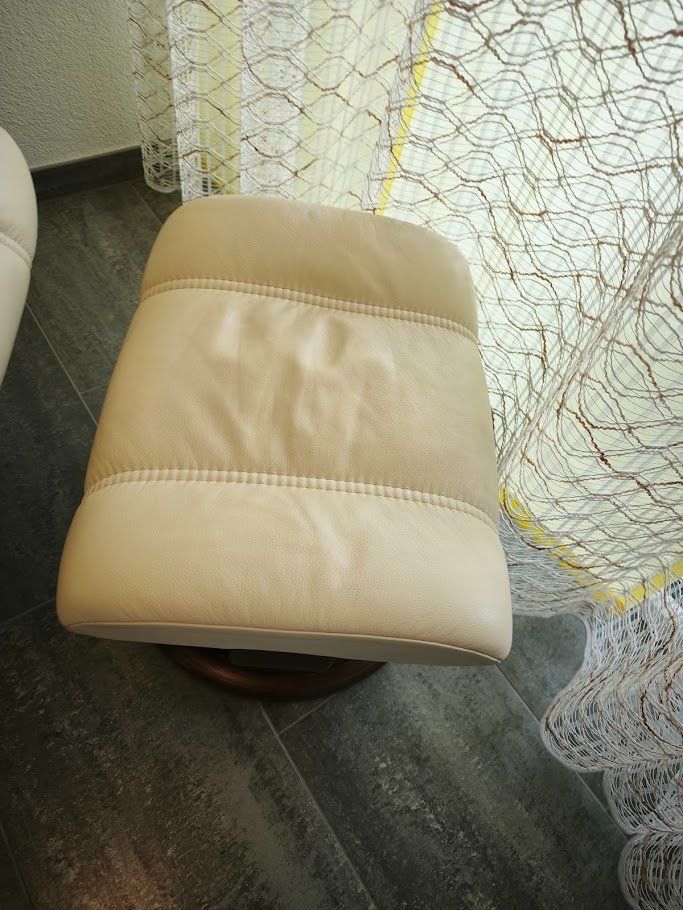 Stressless Sessel: Stressless Relax Sessel mit Hocker Leder Creme – Gebraucht aus Toffen von Immo-Erben 3