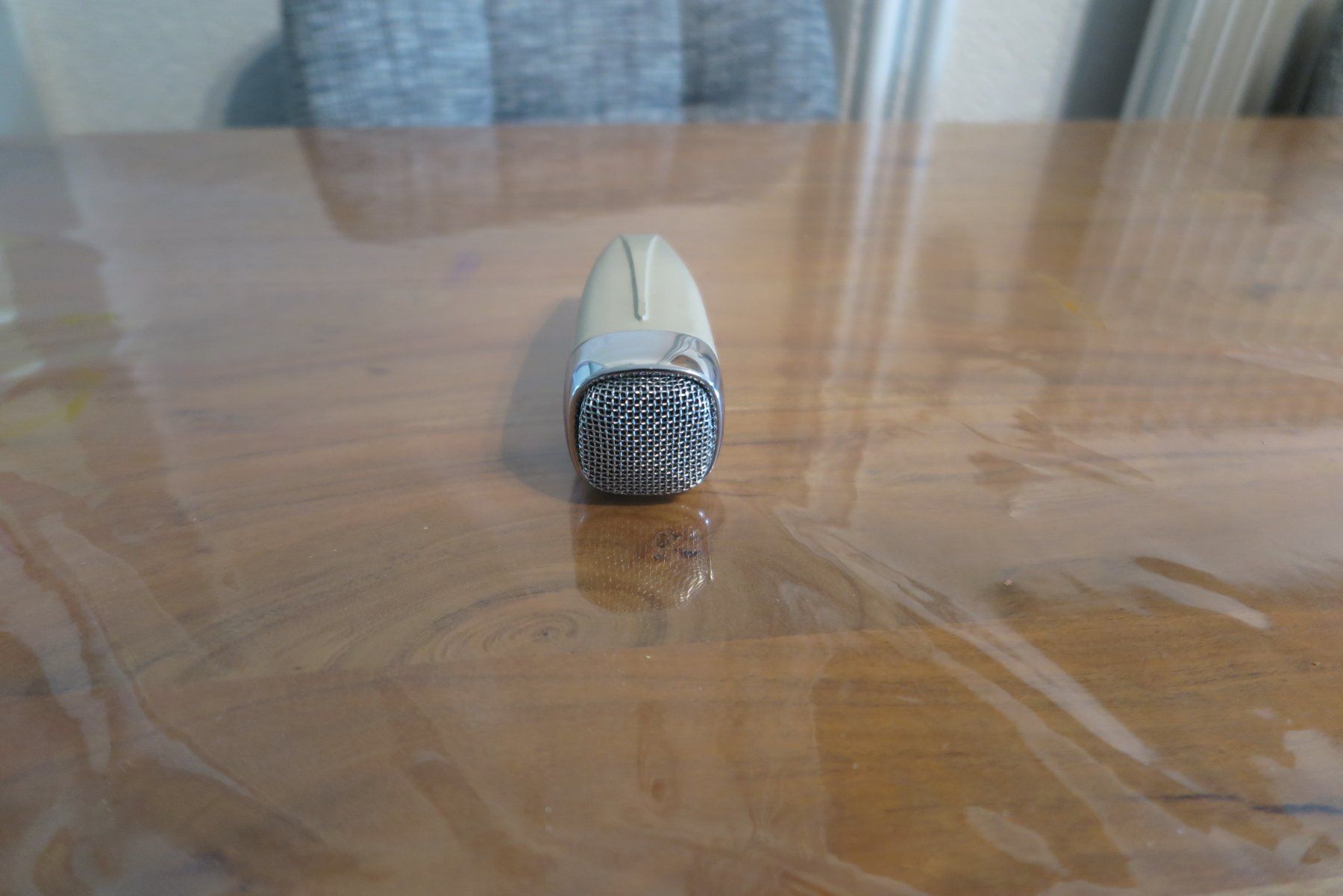 Grundig Mikrofone: Grundig GDM121 Vintage Mikrofon – Gebraucht aus Wangen an der aare von swiss.antik