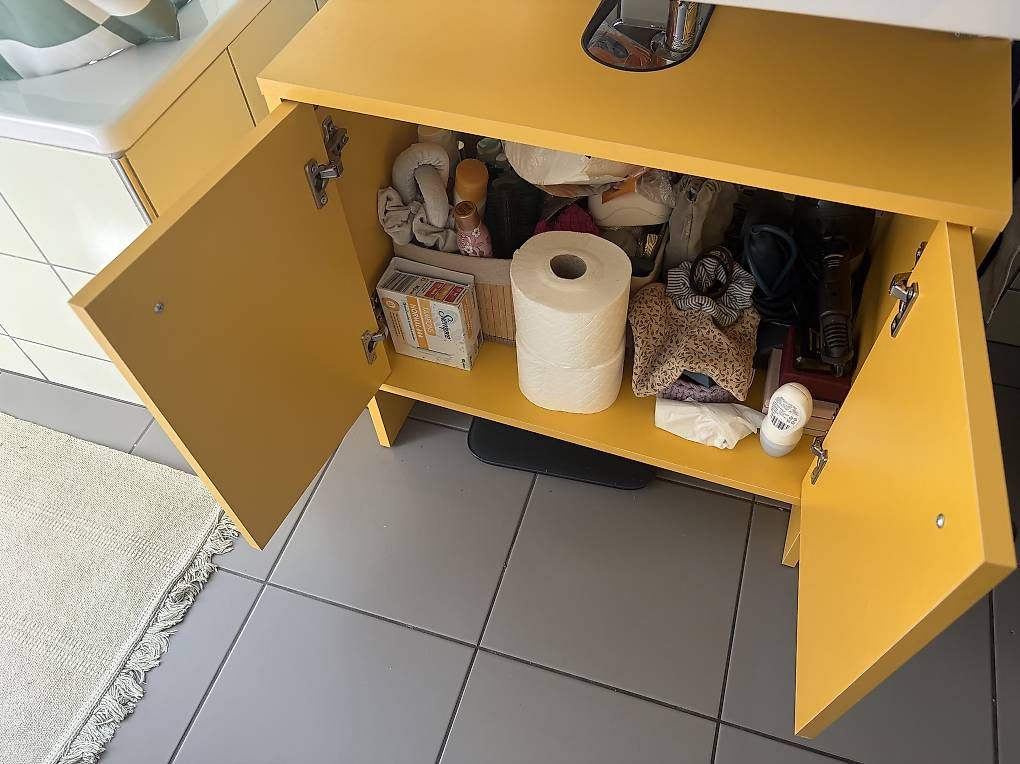 Mobili per bagno: Badezimmermöbel abzugeben – Usato da Zürich venduto da den_8xmm 3