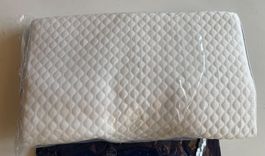 Neues DERILA Kissen, Memory Foam, 50x30cm