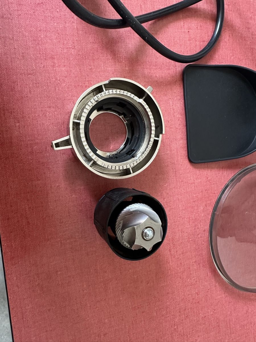Kaffeemaschinen & Espressomaschinen: Barratza Sette 270 Kaffeemühle – Gebraucht aus Bern von Hoechstbietende 1