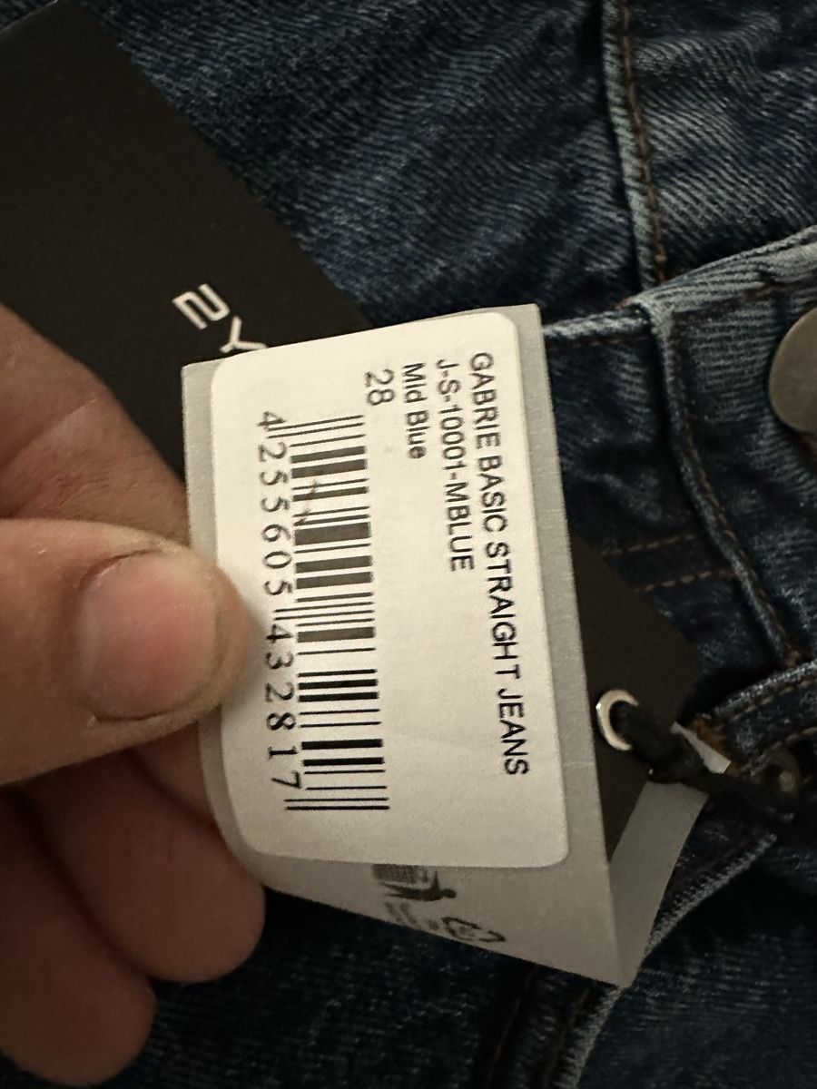 Jeans: Neue blaue Basic-Jeans im Baggy-Schnitt  – Nuovo (secondo la descrizione) da Quartino venduto da DiloUsato 3