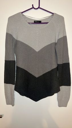 Stylischer Strickpullover Gr. S