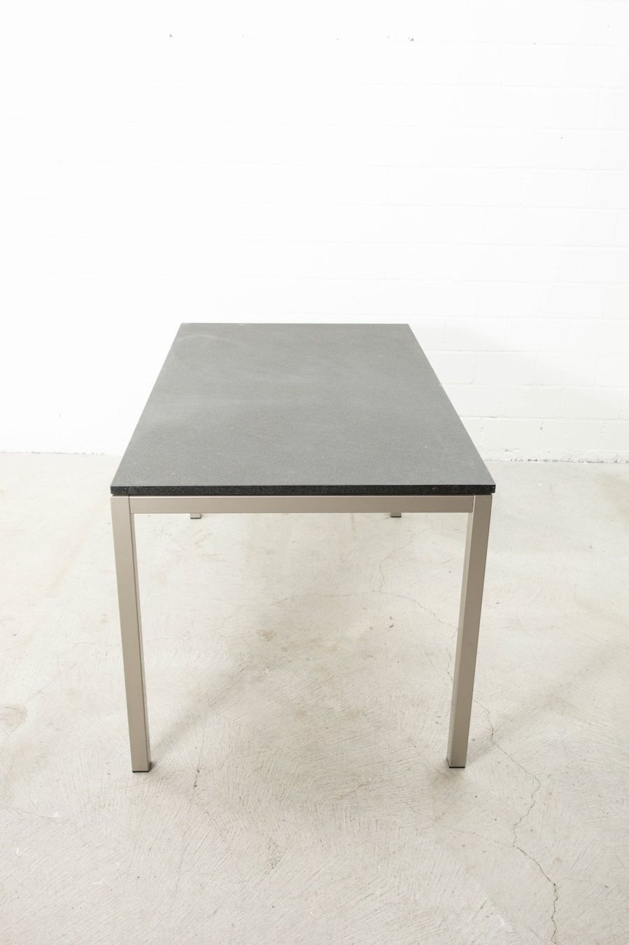 Tavoli: Edler Granittisch / Gartentisch 140 x 80 cm – Nuovo (secondo la descrizione) da Zürich venduto da ZuercherBrockenhaus 6