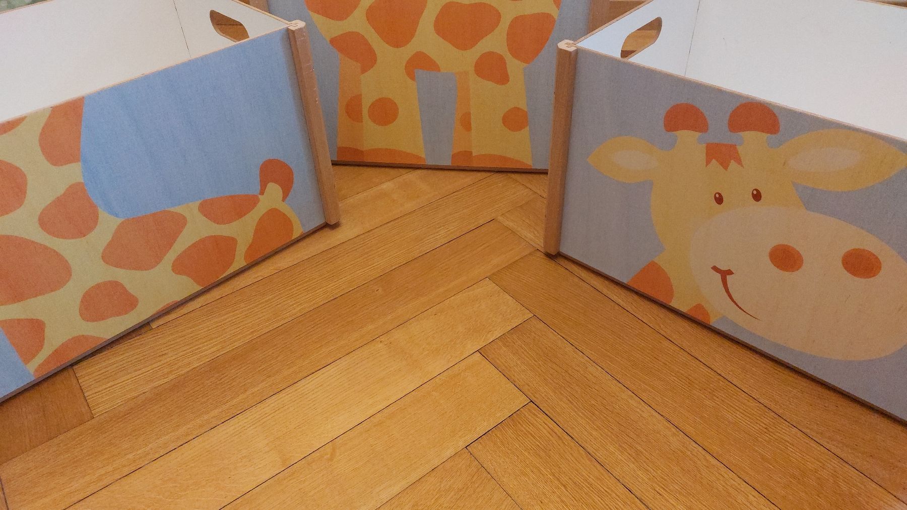 Altro in Decorazioni & Accessori: Weizenkorn Giraffe Kids Storage Boxes – Usato da Zürich venduto da Lolaad 4