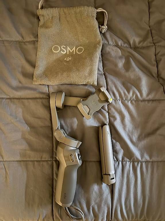 Treppiedi & Teste: DJI Osmo mobile 3 – Usato da Meyrin venduto da mus_9ncx 1