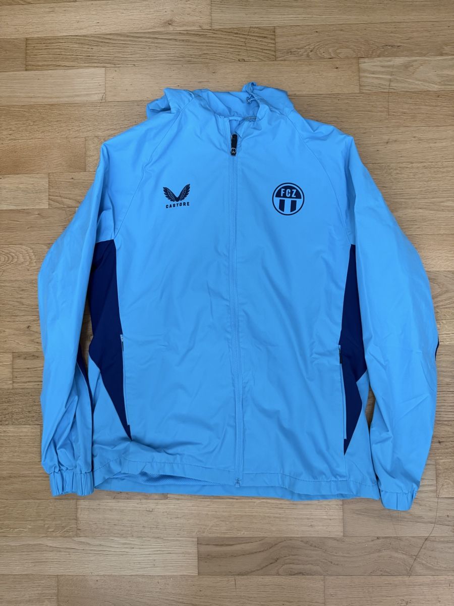 Giacche: Fc Zürich Regenjacke – Usato da Fällanden venduto da lor_6bj9
