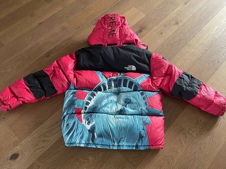 Supreme The North Face Statue of Liberty Baltoro Jacket