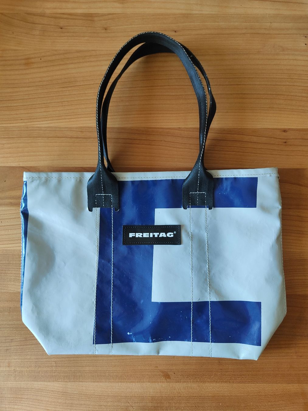 Freitag Taschen: Freitagtasche Donna – Gebraucht aus Winterthur von 1rainbow54