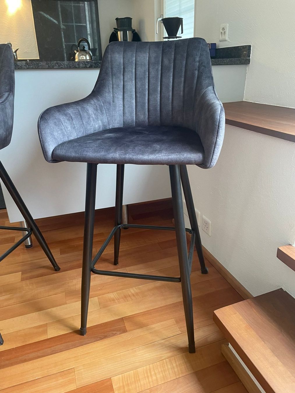 Gonser Sgabelli: Barhocker Samt LEE 2er Set anthrazit – Usato da Stäfa venduto da jea_5hfg 2