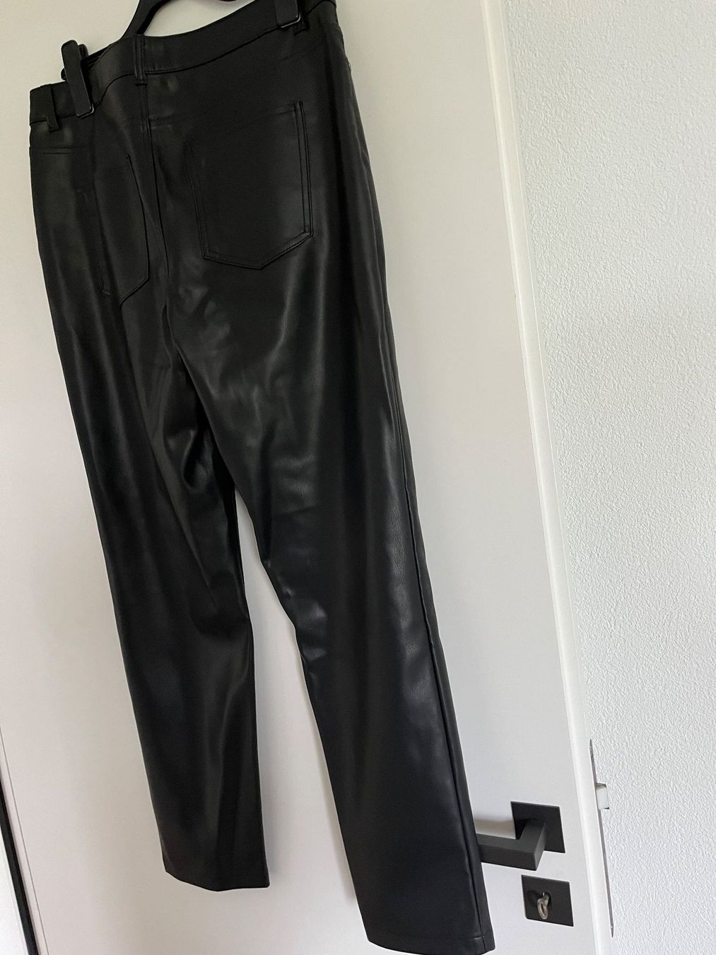 C&A Pantaloni: Lederimitathose /// 42 /// C&A – Nuovo (secondo la descrizione) da Brittnau venduto da Zofigerin 2