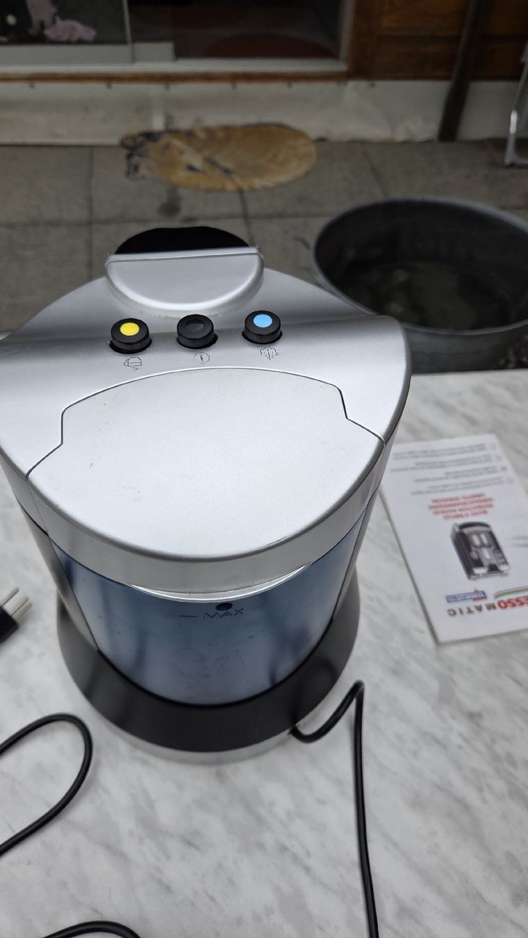 Macchine per caffè & Macchine per espresso: Kaffee Kapselmaschine – Usato da Hedingen venduto da pau_7sw9 3