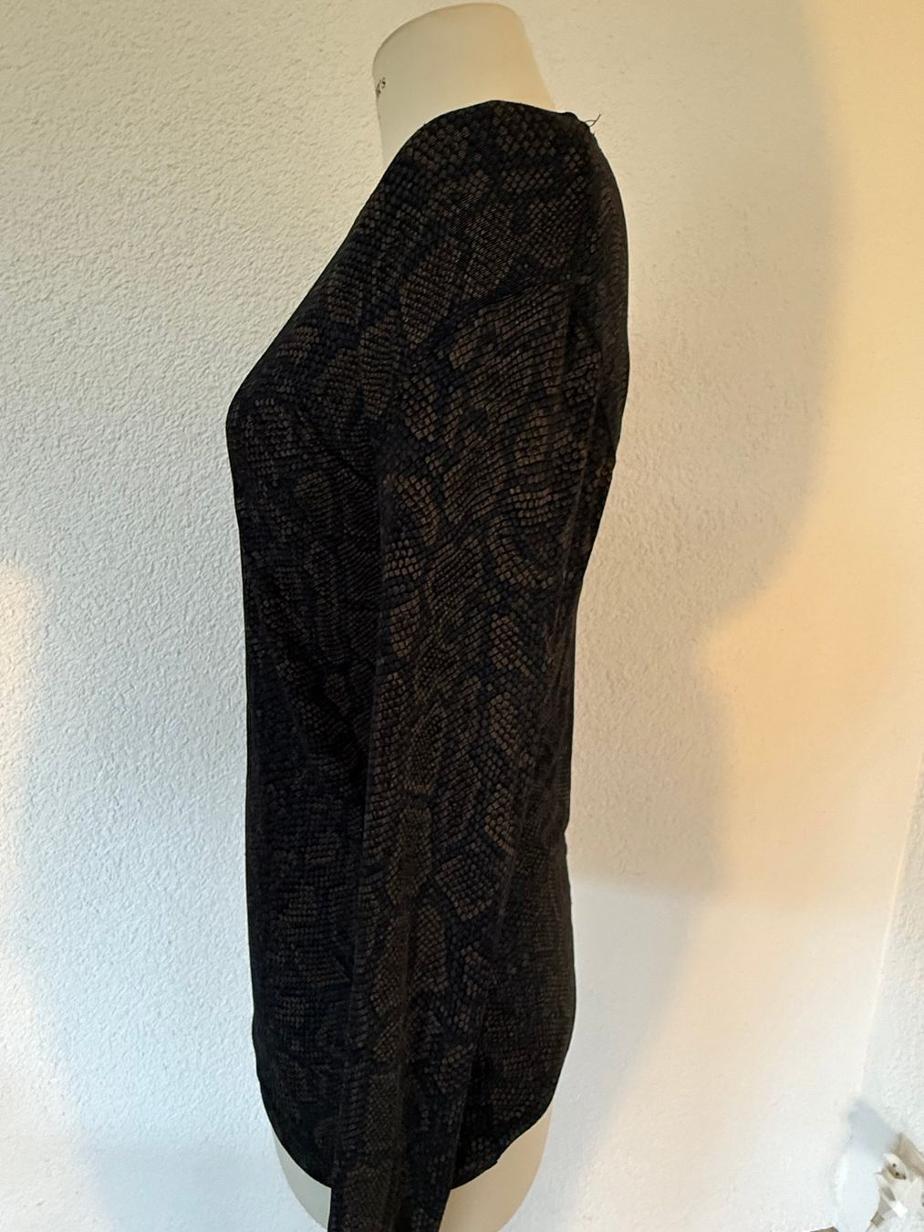 Maglioni & Felpe: Olsen Shirt Python Gr. L – Usato da Kirchdorf AG venduto da coco123 3