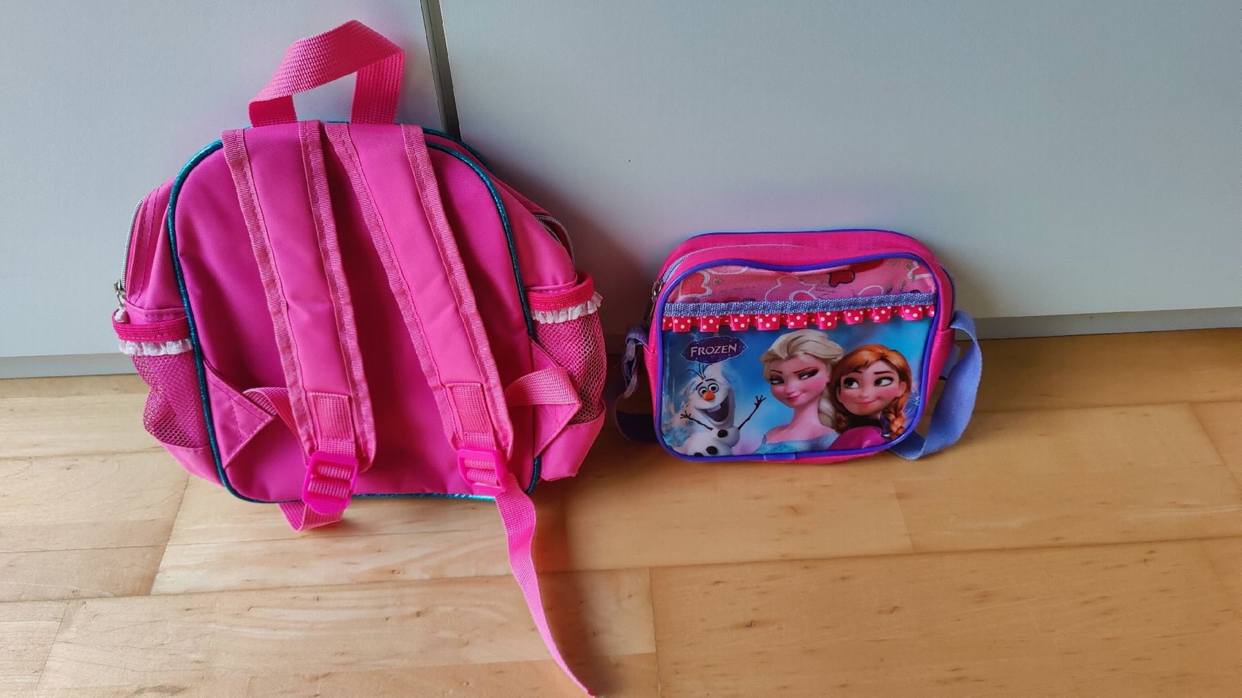 Kindertaschen: Süsser Frozen Rucksack mit passender Tasche – Gebraucht aus Stäfa von Viviane77 1