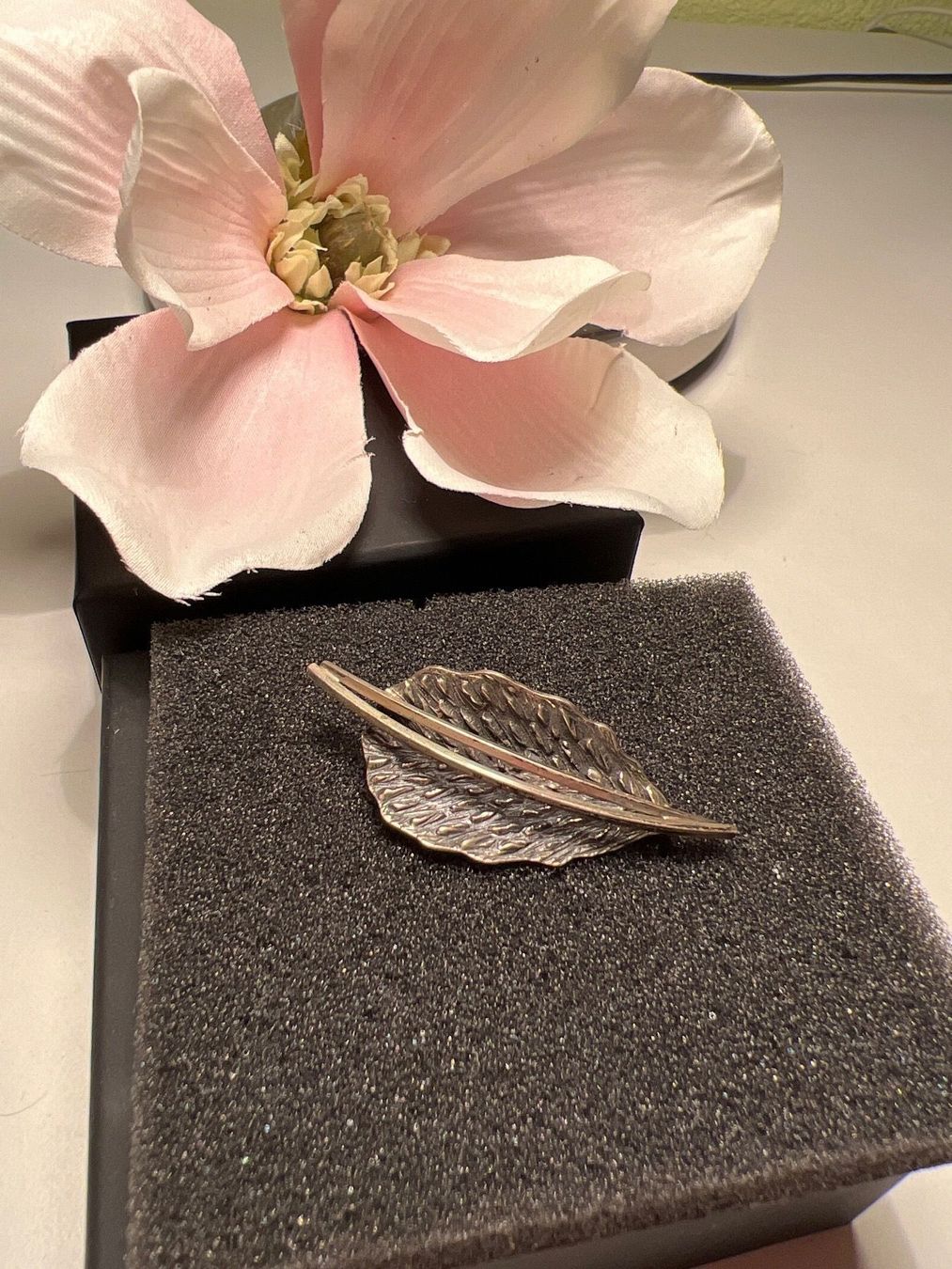 Broschen & Nadeln: Schöne Brosche 800, K&L – Gebraucht aus Seon von Sunny-Schmuck78