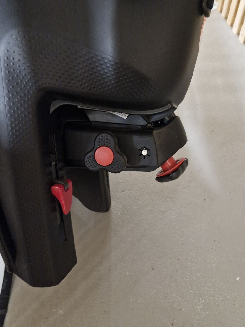 Seggiolini per auto: fahrrad sitz hinten super Zustand – Usato da Bad Zurzach venduto da mat_67km 4