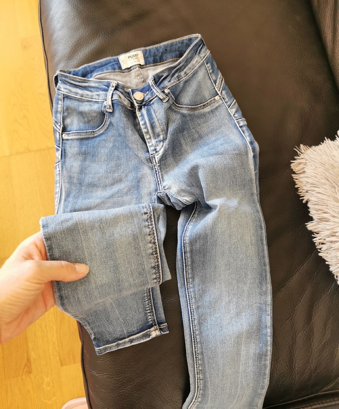 Jeans: Push up jeans slim  – Usato da Sempach venduto da .1SecondBrands.