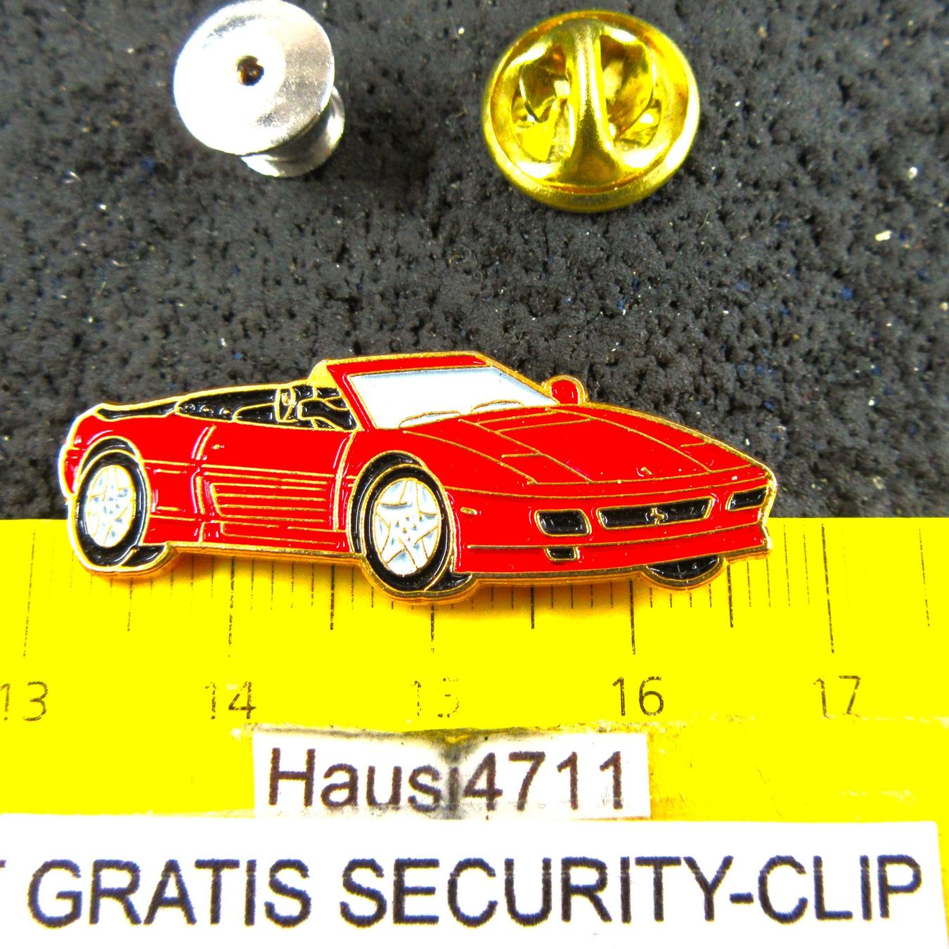 Ferrari Plaketten & Abzeichen: FERRARI 348 SPIDER 1993 ROT CABRIO MIT SECURITY-CLI – Gebraucht aus Ettingen von Hausi4711