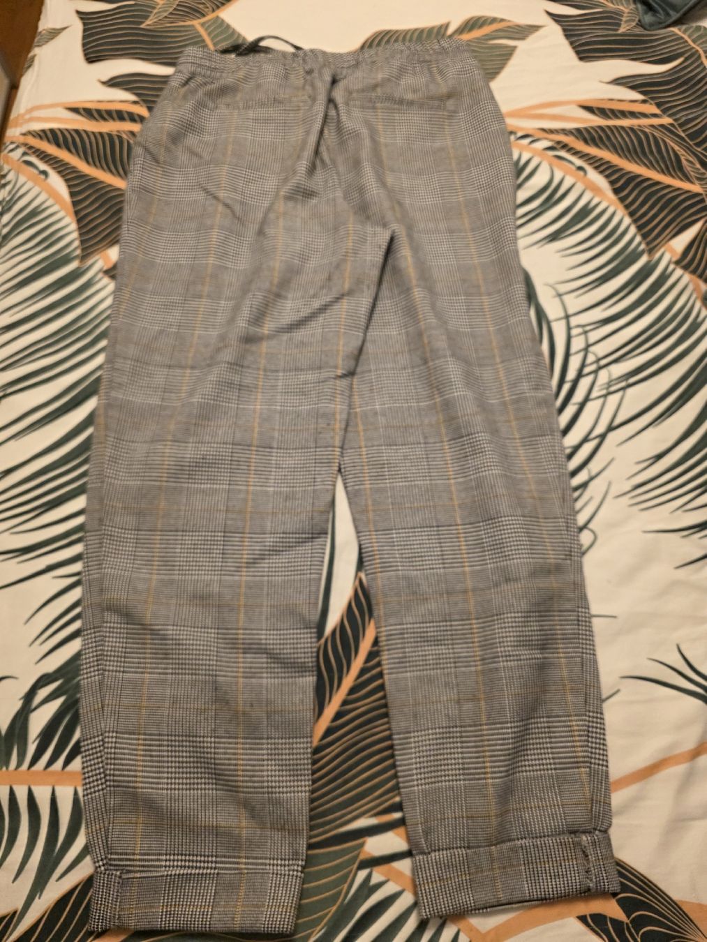 Only Pantaloni: Hose Only Gr.36 – Usato da Itingen venduto da bea_bxv5 1