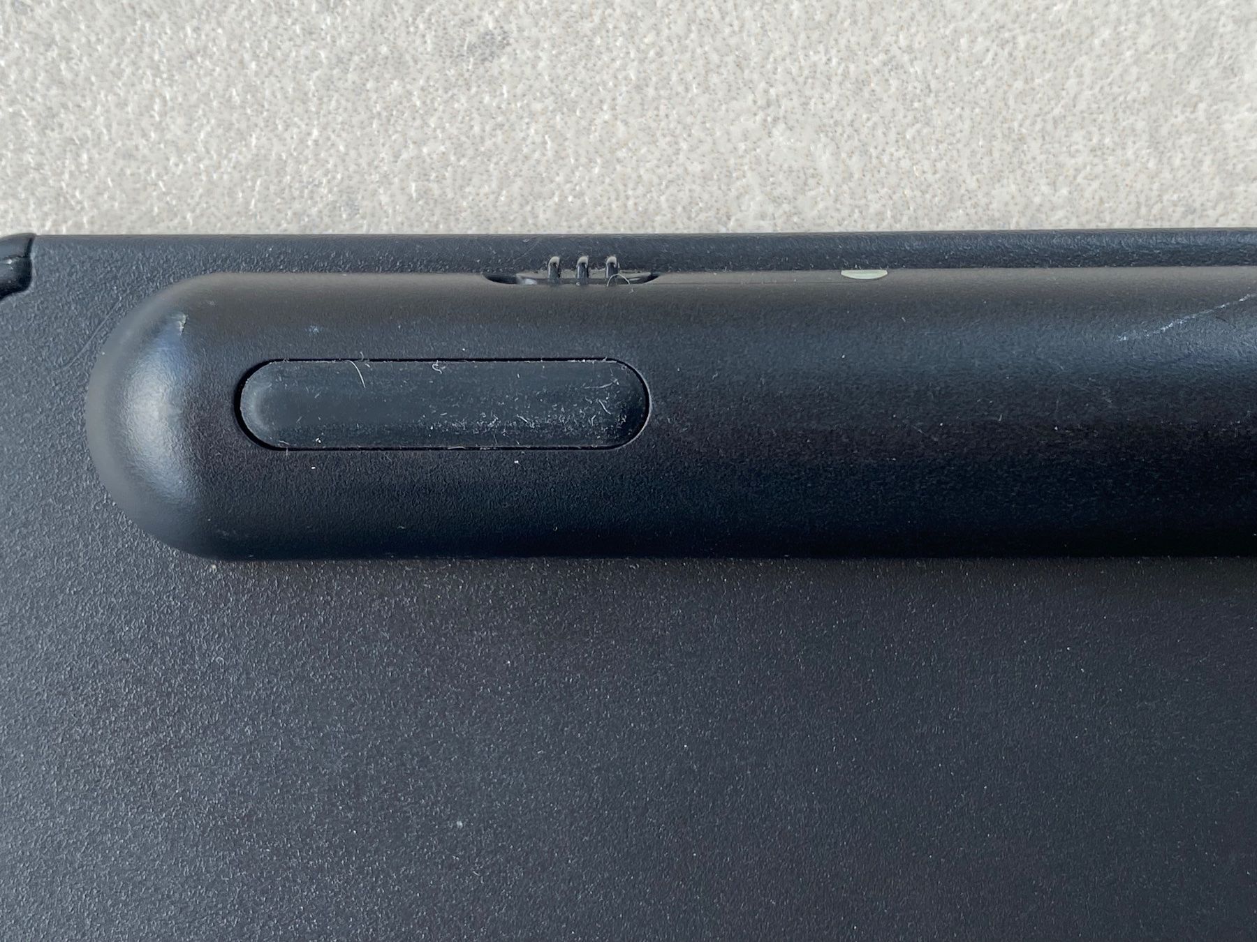 Tastaturen: Tastatur wireless – Gebraucht aus niederbipp von Esbenz 7