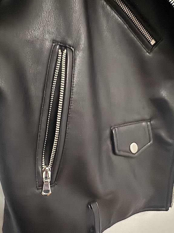 Jacken: Veste similicuir  – Gebraucht aus Crissier von Capsulecats 2